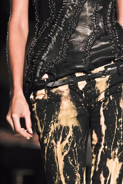 Look 7